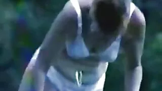 Oncle gay excité perce le x porno x porno x porno cul de la transsexuelle salée May