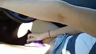 Une brune amateur bouclée en chemise de nuit noire suce une sexe porno français délicieuse bite pour du sperme