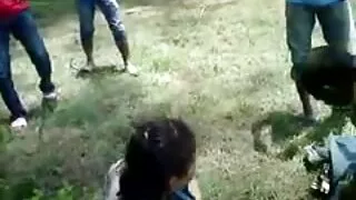 Deux filles lesbiennes au corps sexy et aux petits seins se font baiser avec film adulte gratuit des jouets