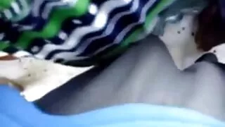 professeur asiatique video fellation gratuite pervers jun kusanagi mûrissant dans une pièce vide