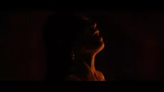 La sexologue coqnu francais India Summer devient noire devant son client ringard