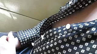 La blonde Marlene masturbe sa x vidéo gratuit chatte rasée affamée