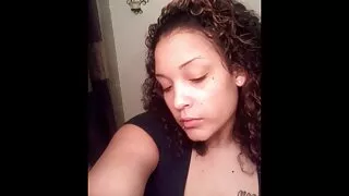 Sweet babe vidéos porno sexe Stacey Rae ayant du plaisir avec elle-même