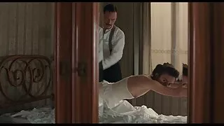 Superbe film ponographique blonde avec un corps magnifique Sarah Vandella suce une bite