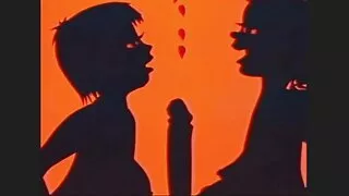 Vers video porno en direct le bas pour baiser comptable Jamie T montre sa chatte upskirt sous la table